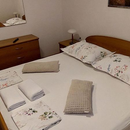 Apartmani Sonja Makarska Exterior foto
